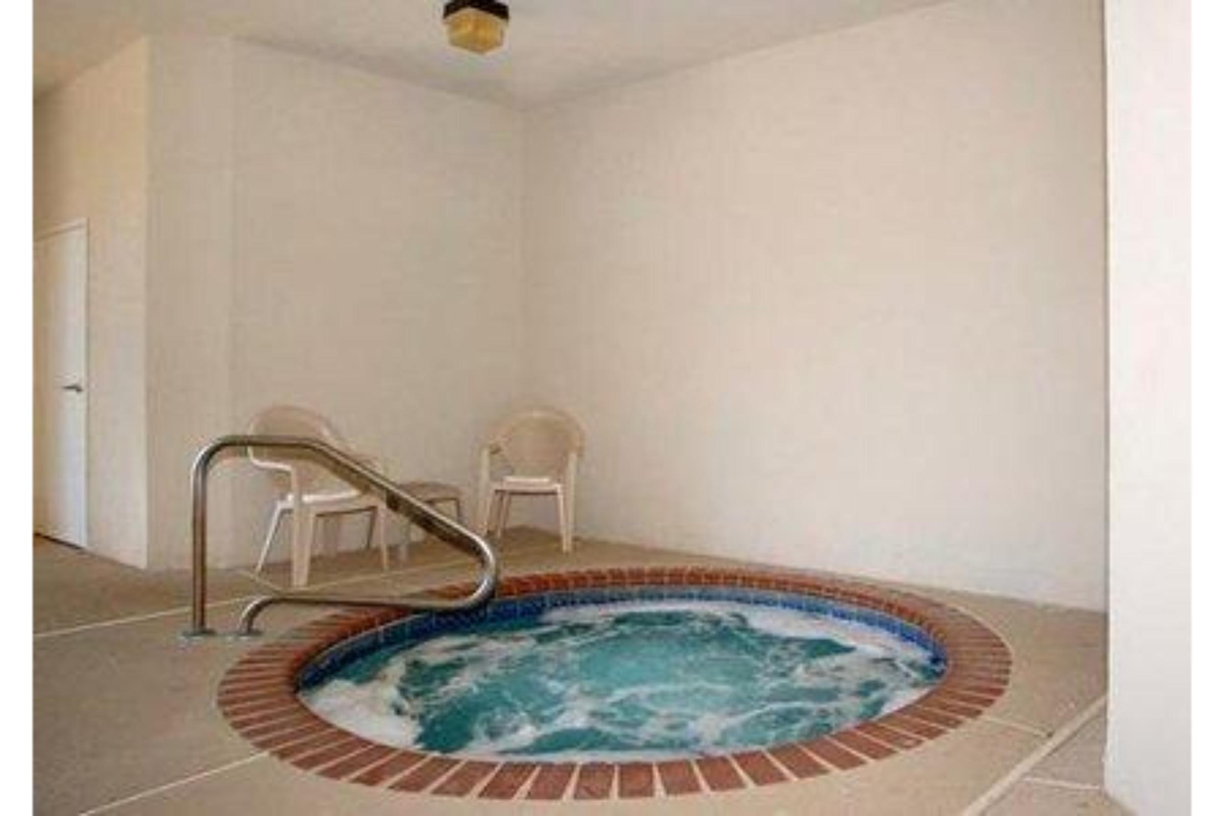 Baymont By Wyndham Mooresville Exterior photo